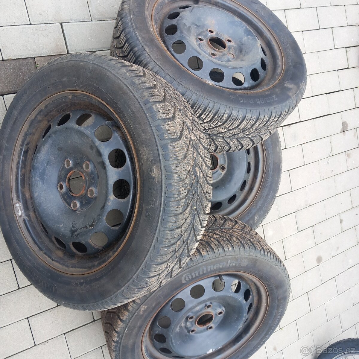 Zimni pneu 205/55/16 včetně disku yeti audi skoda