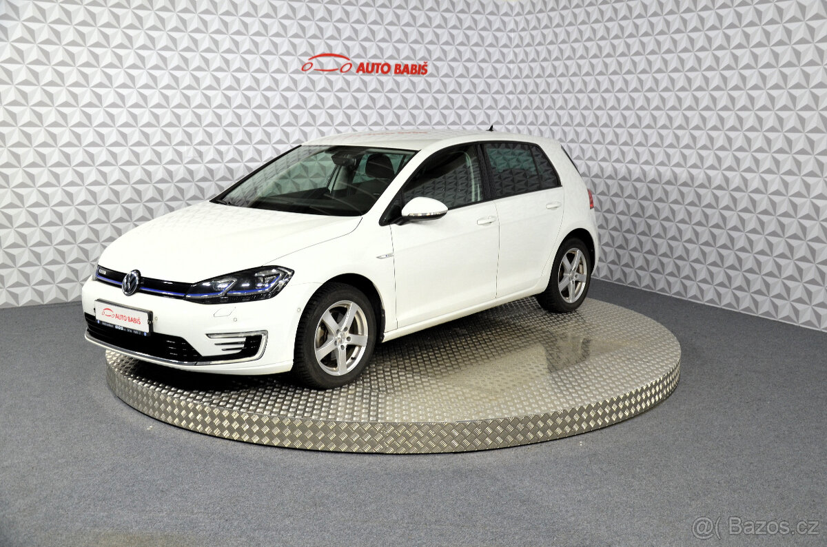 Golf elektro 100kw rok 2019 24tkm ČR 1. majitel