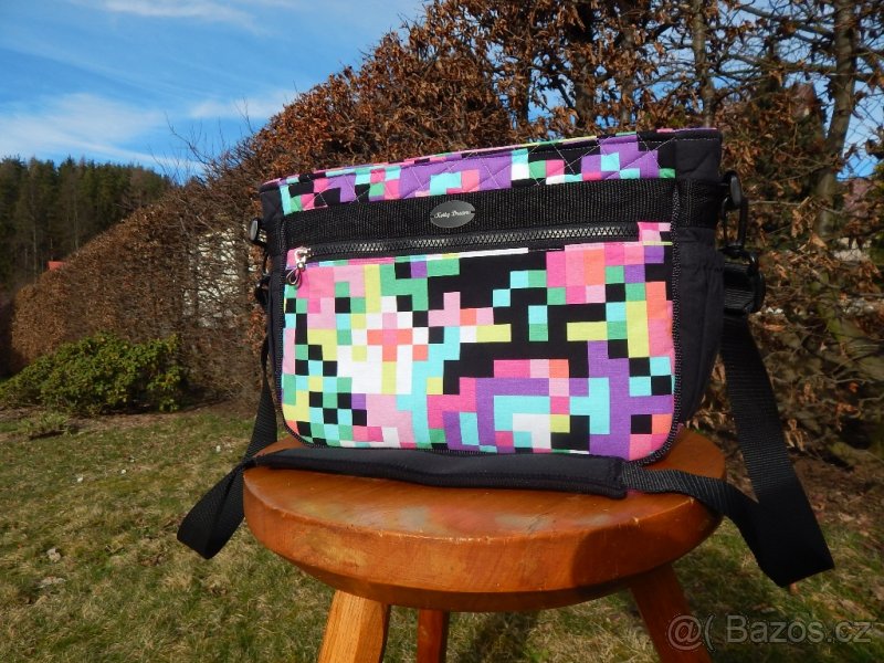 Nová designová přebalovací taška na kočárek