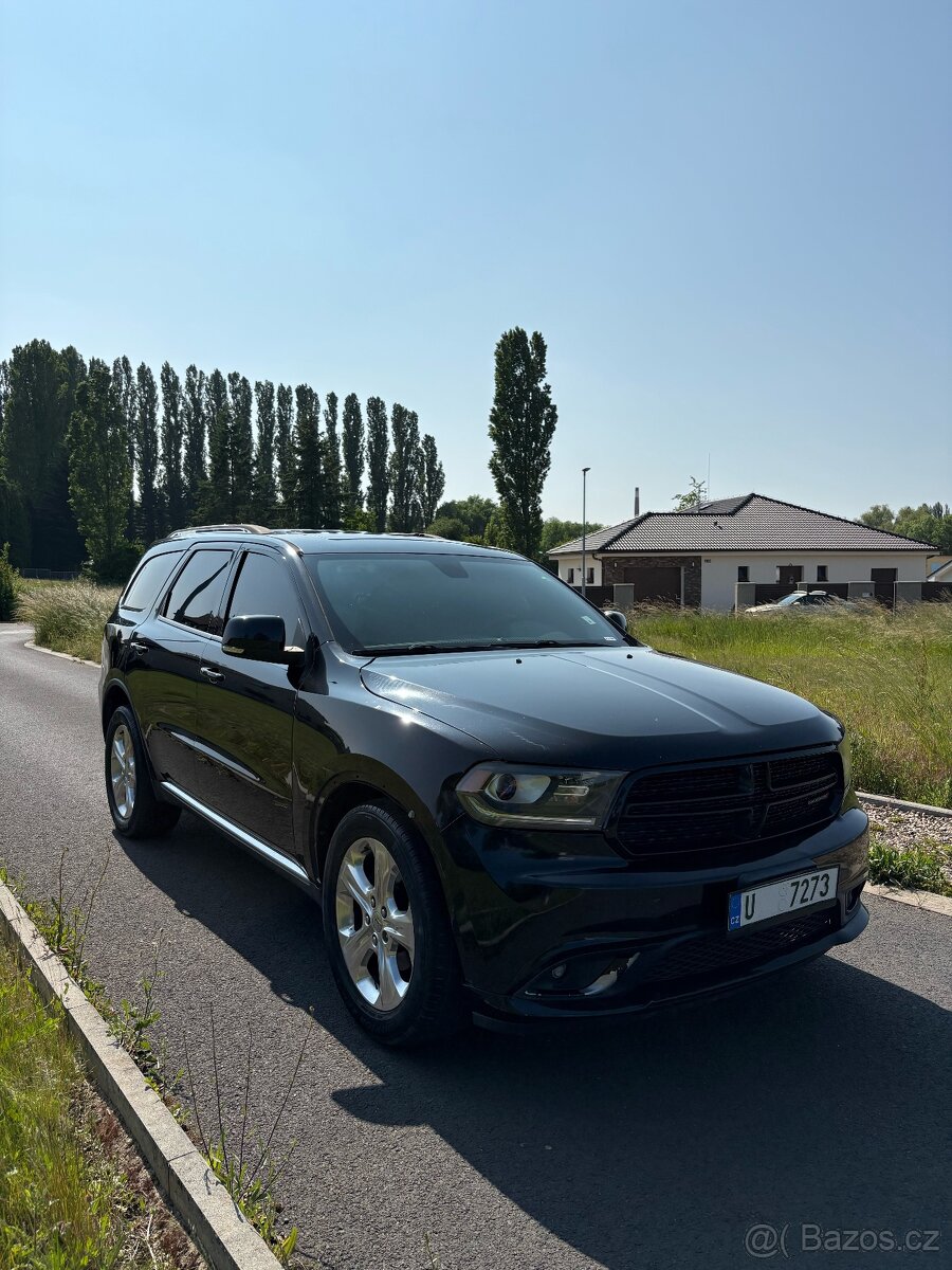 Dodge Durango 2015 3.6 V6 7 míst kosmické vady
