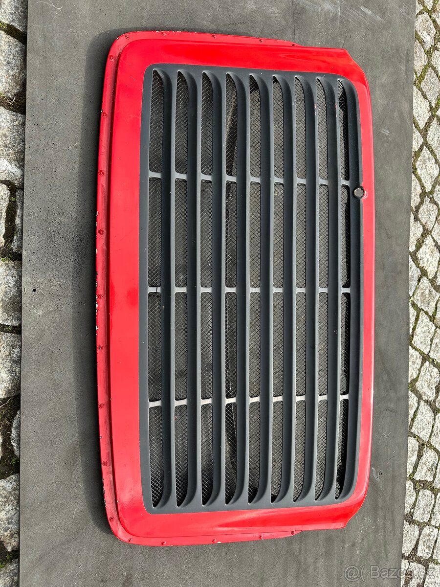 Porsche 911 G - spodek křídla bez gumy