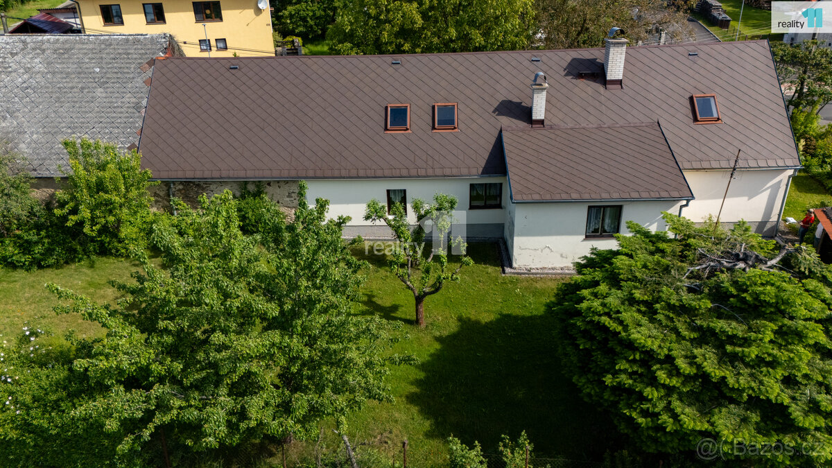 Chalupa nebo rodinný dům v Myslívě