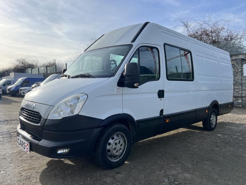 Prodám Iveco Daily 2.3HPT. 93kw. 35S13. 6 míst. Tažné zař.: