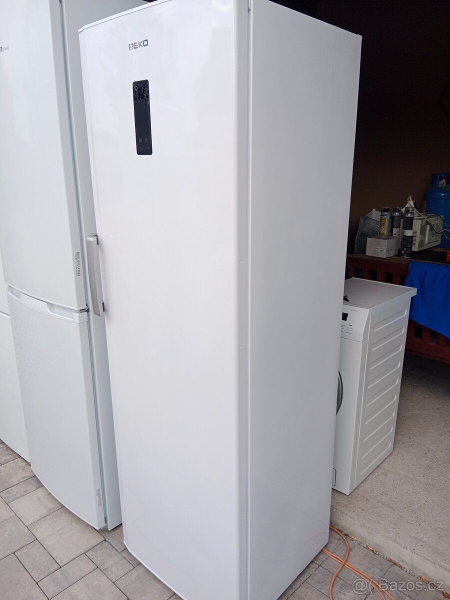 Suplikovy mrazak Beko No Frost