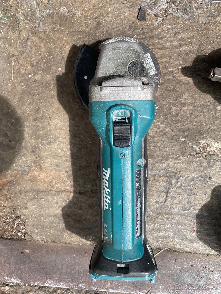 Aku úhlová bruska makita 115mm