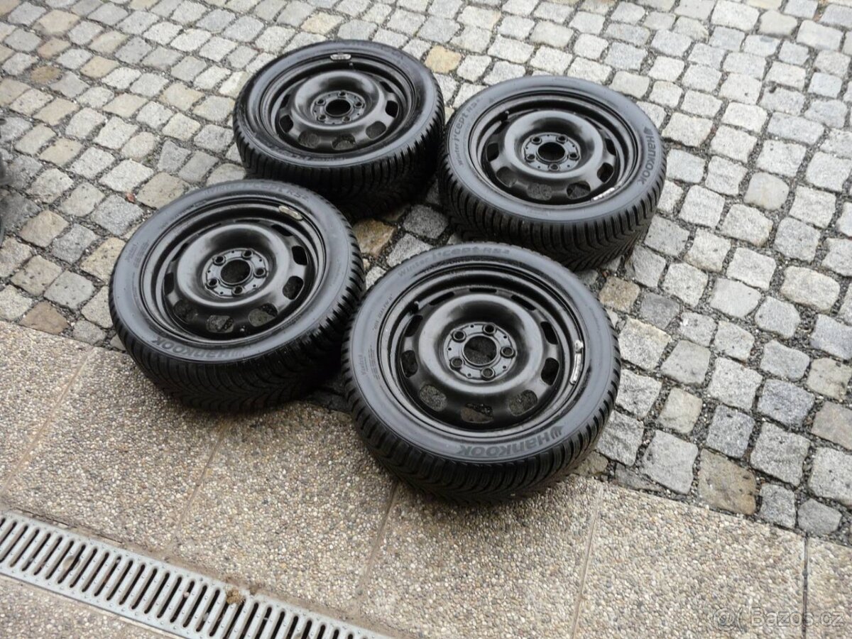 ZIMNÍ PNEU + DISKY MERCEDES 15" 195/50R15