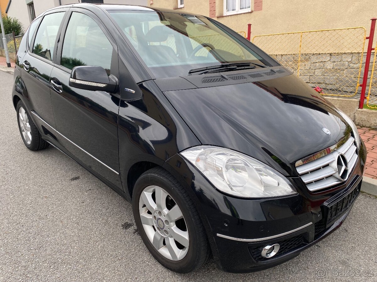 Mercedes-Benz A 170i 85kW Avantgarde klimatizace