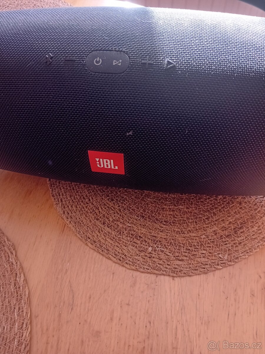 prodám jbl boobox1