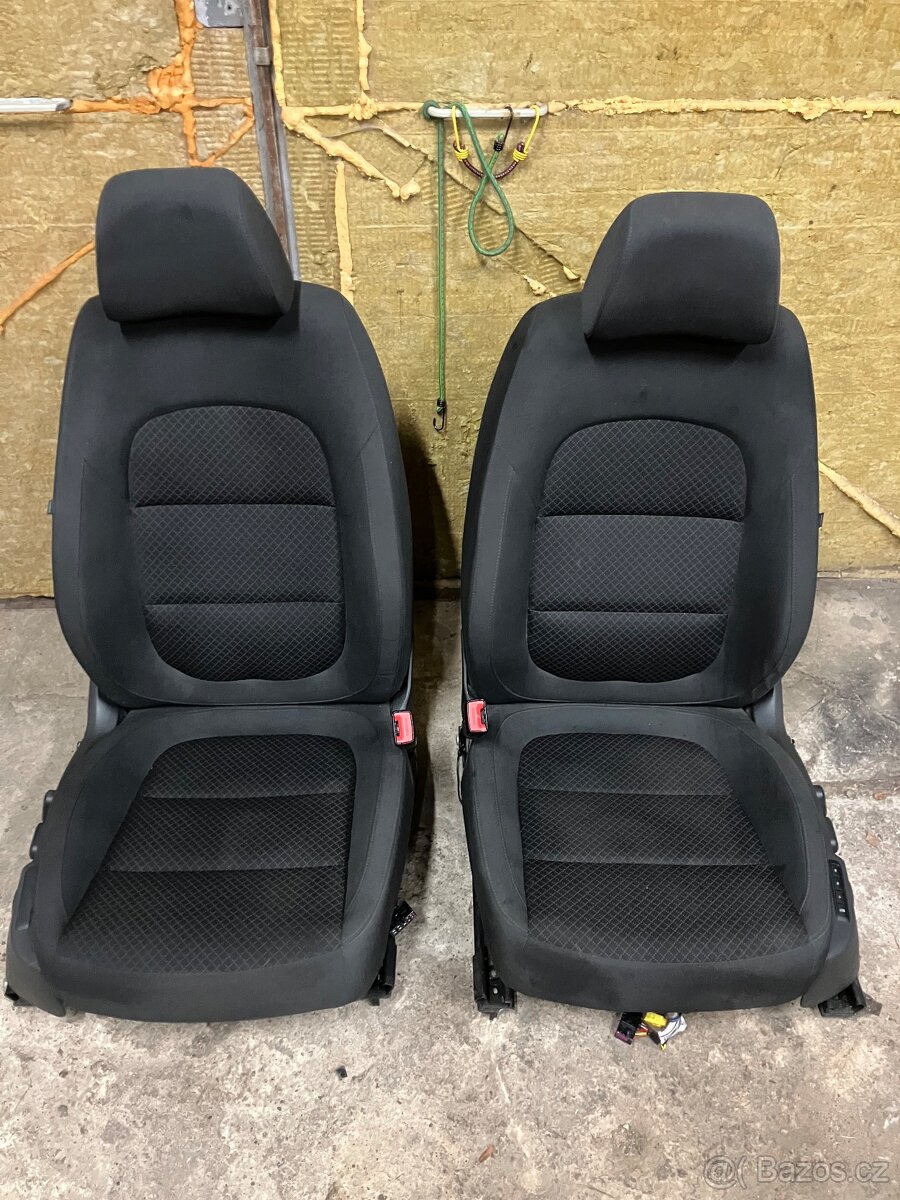 Superb 2 kombi sedačky