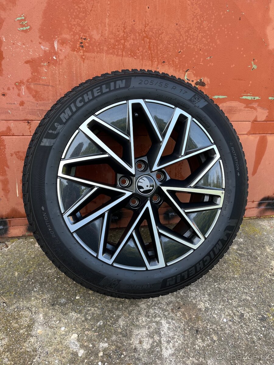 Škoda Octavia 4 R17 Zimní sada 2024