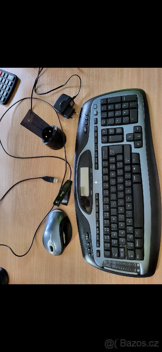 Prodám plně funkční malo používaný bezdrátový set Logitec