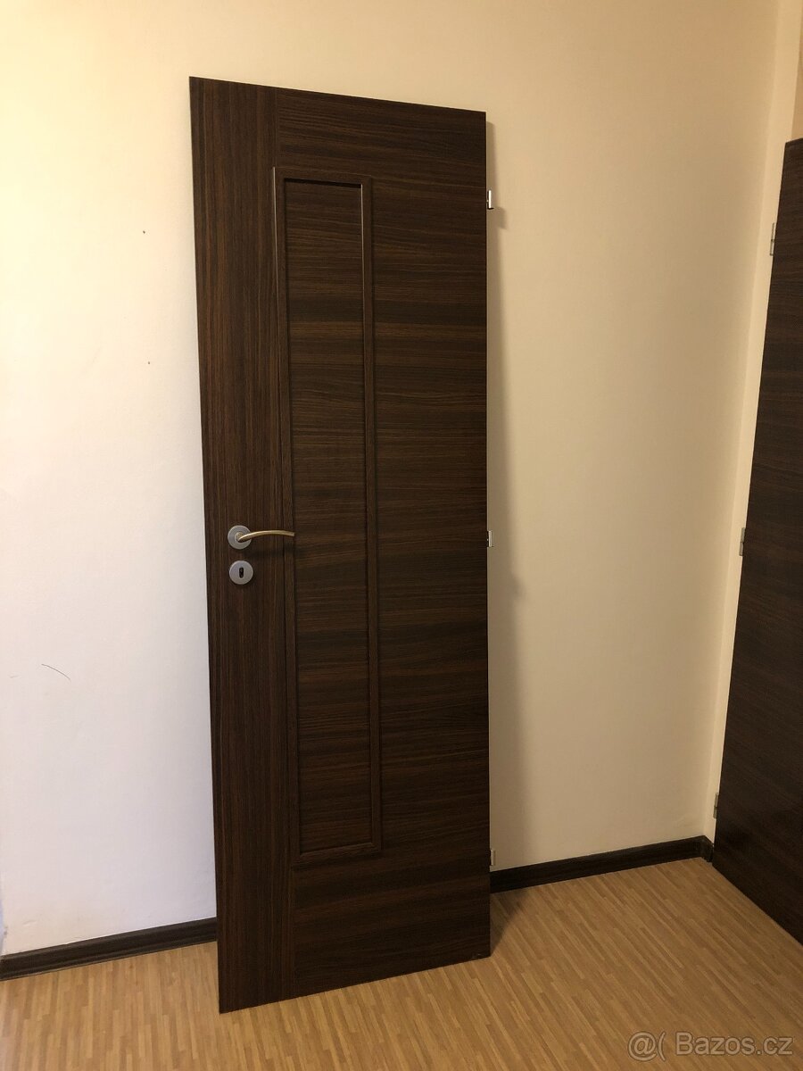 interiérové dveře 60 cm pravé