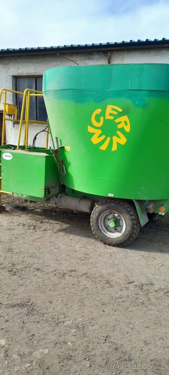 Prodej krmného vozu