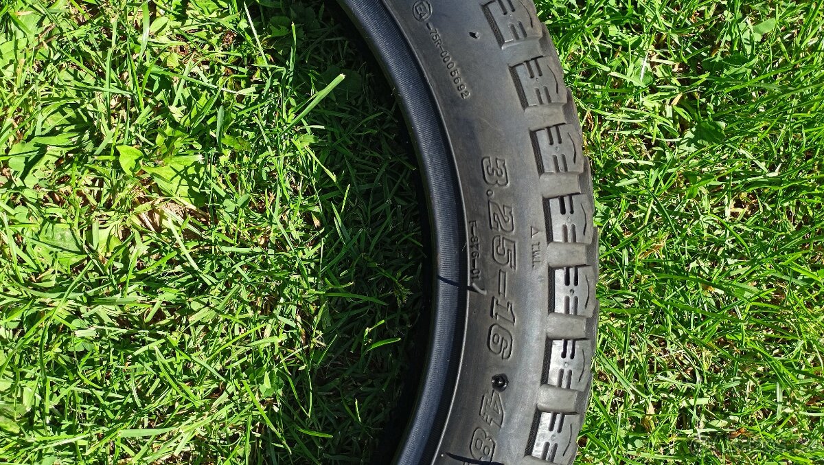 Pneu 3,25x 16 Fortune