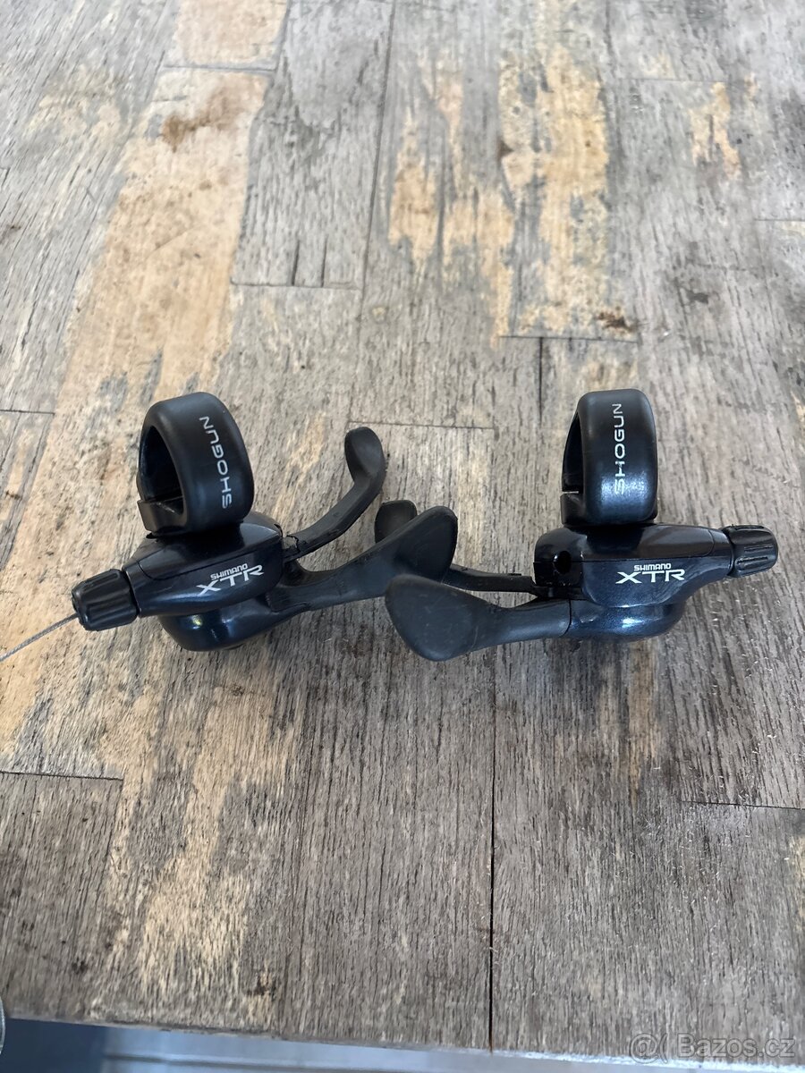 Shimano XTR M900 řazení 3x8