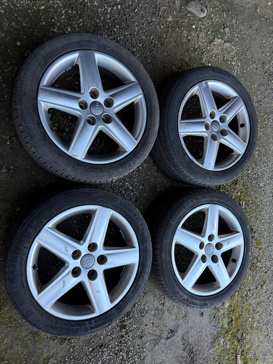 SADA ALU KOL 5x112 R17 ET45, LETNÍ PNEU BARUM