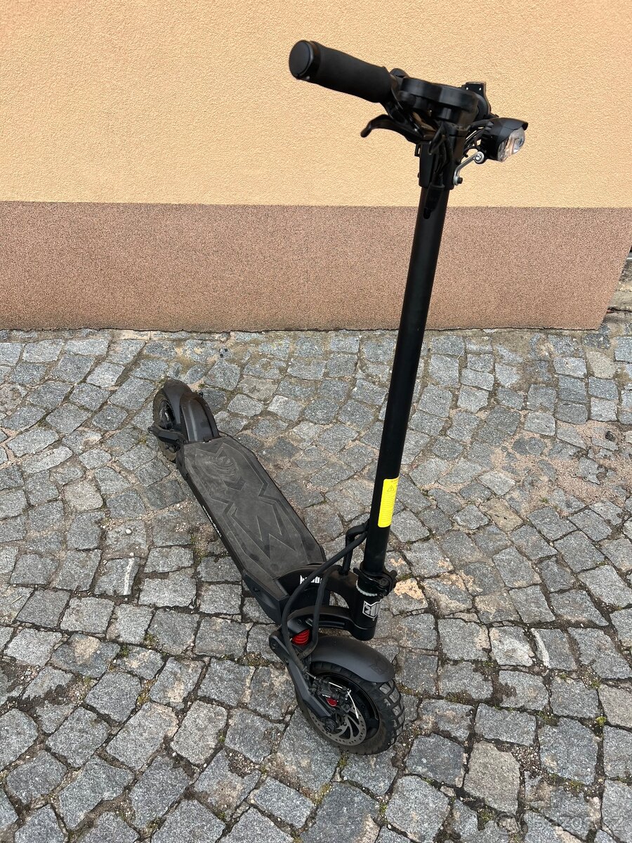 Kaabo Mantis 10 Plus – CZ verze – JEN 333 km