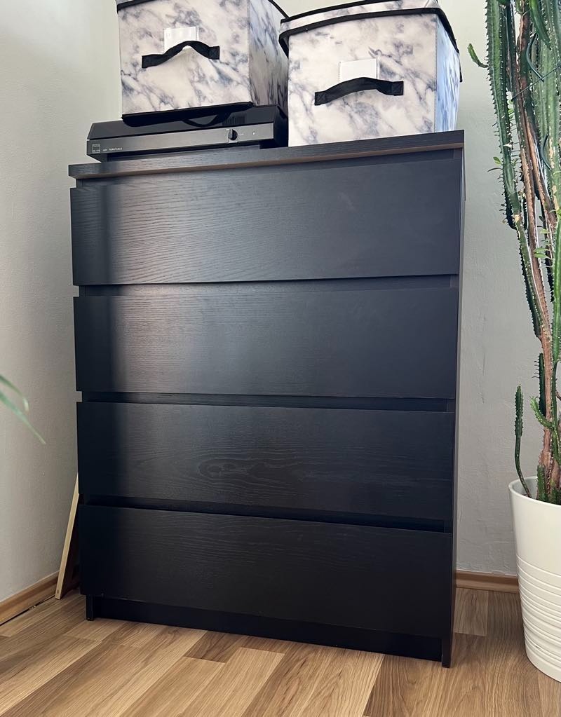 Komoda IKEA MALM
