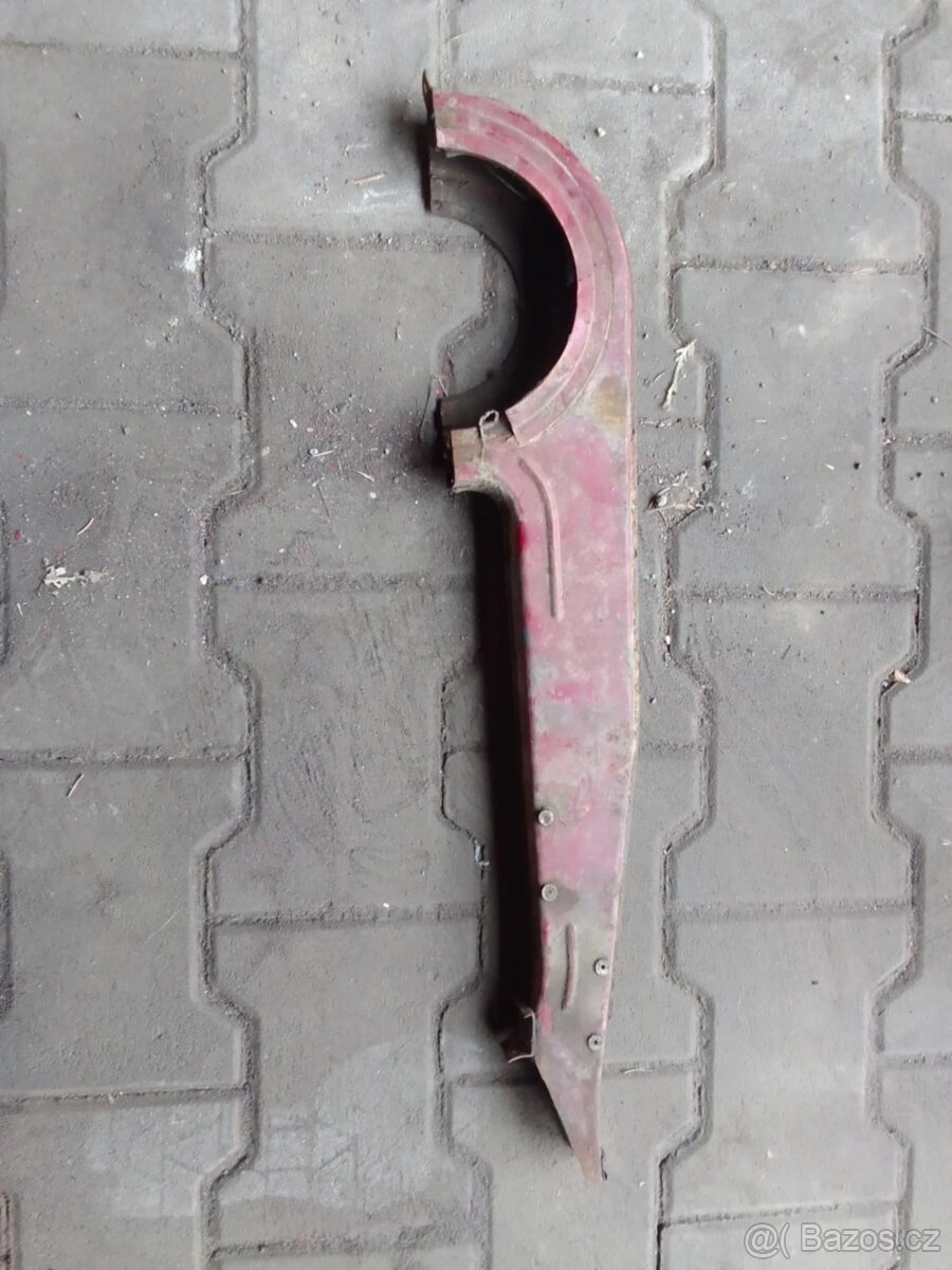 Jawa 250 vrchní kryt řetězu
