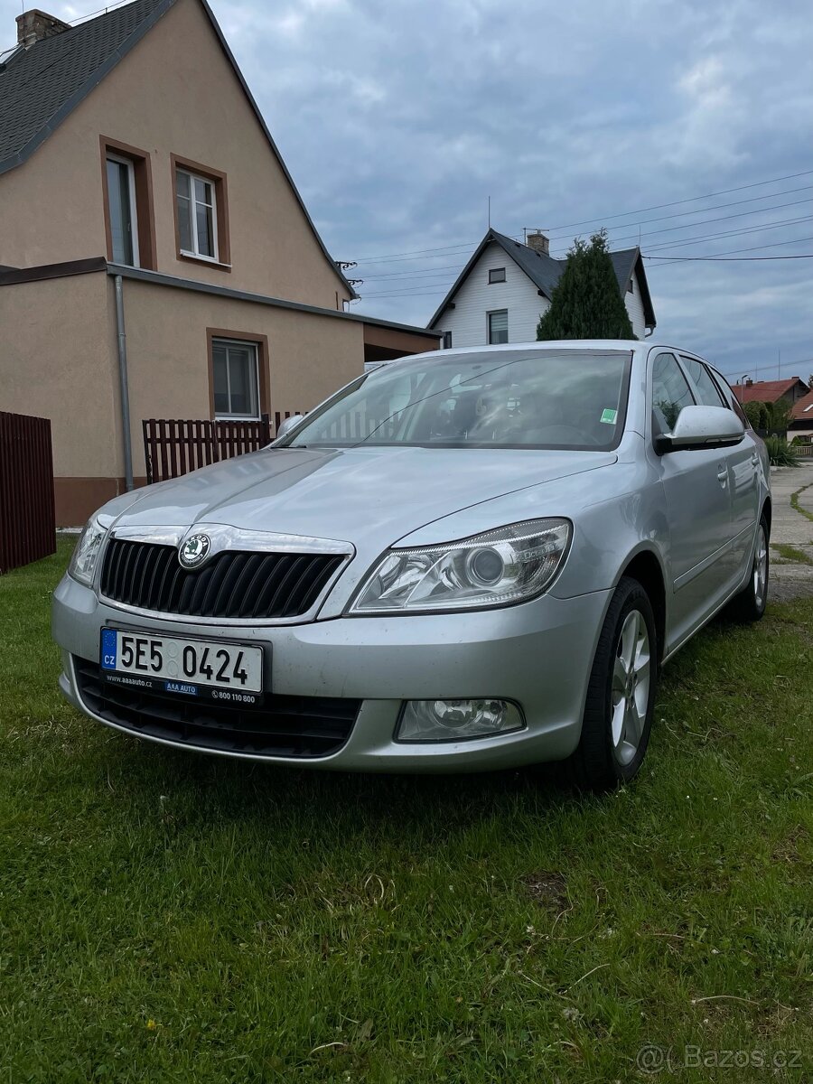Škoda Octavia II Combi 1.6 TDI 77kW – pravidelný servis, nov