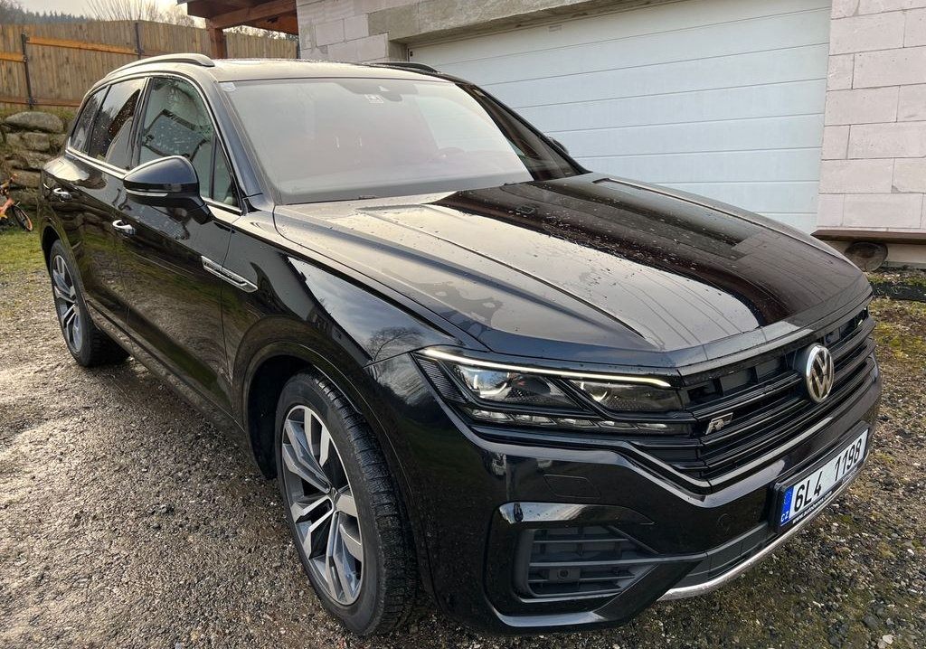 Volkswagen Touareg R LINE