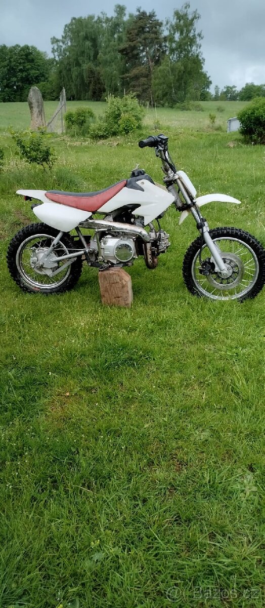 Pitbike Kopie Honda 110 - 80
Text
