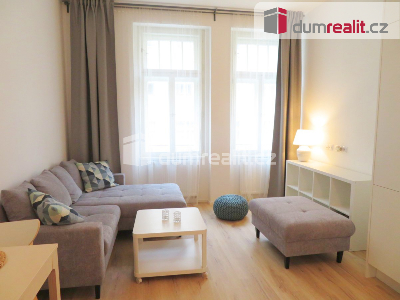Světlý byt 2+kk - plně zařízený, novostavba, 42,8 m2, 3.patr
