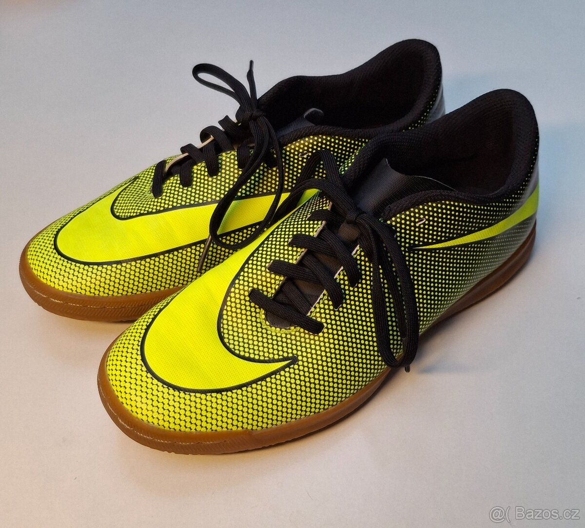 Sportovní obuv - sálová Nike