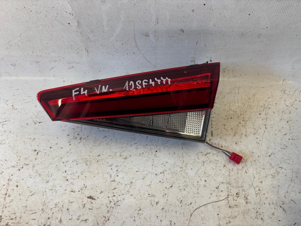 Zadní pravé vnitřní led světlo Škoda Fabia 4