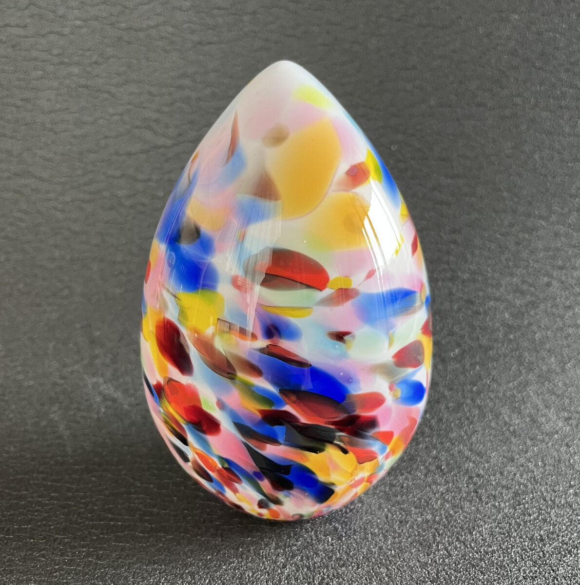 Stolní dekorace Vejce 13.5 cm, brokové foukané sklo