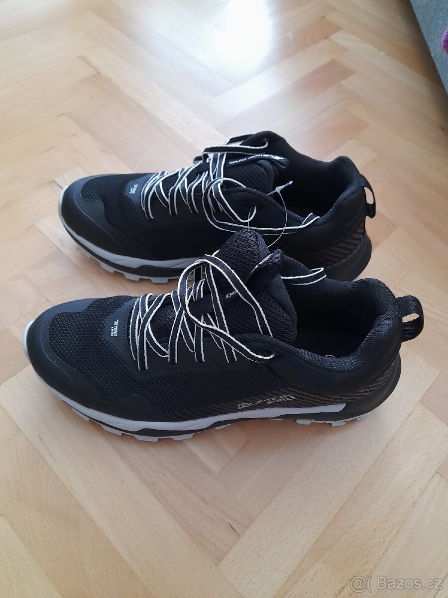 Outdoorové boty Alpine PRO vel. 40