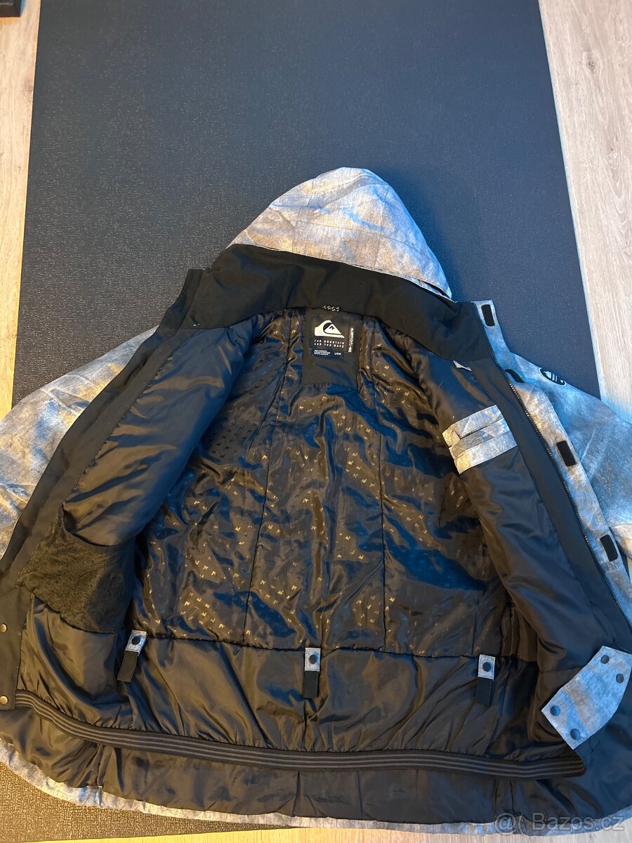 Bunda Quiksilver
