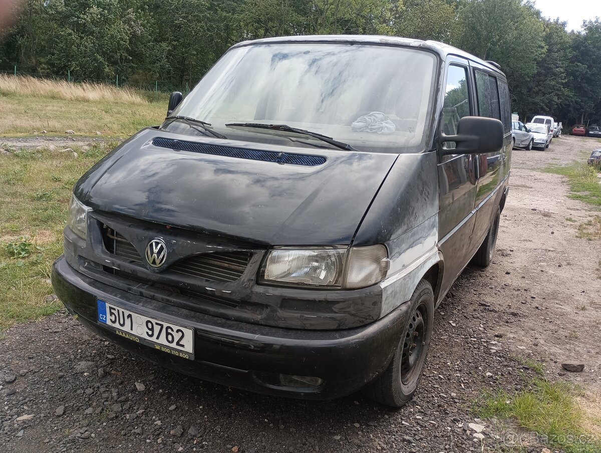 VW T4 Caravelle 2.5 TDI na díly