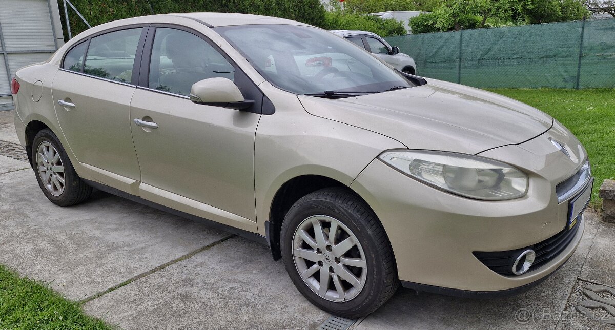 Renault Fluence 1.6 16V 81kw 2010 183000km navigace