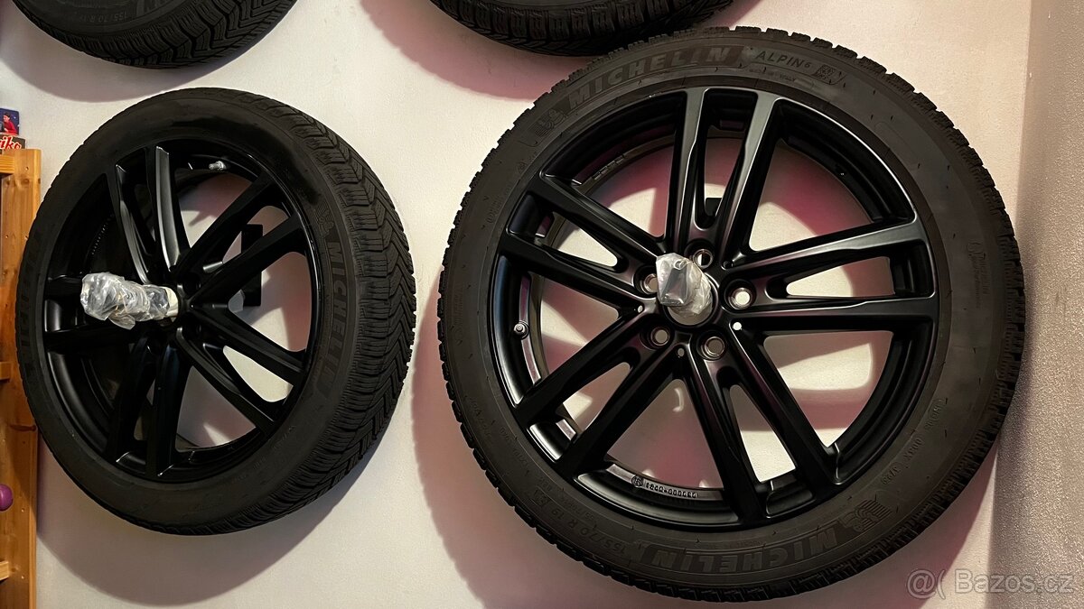 Kola R19 a zimní pneu s tpms ventilky BMW po i3