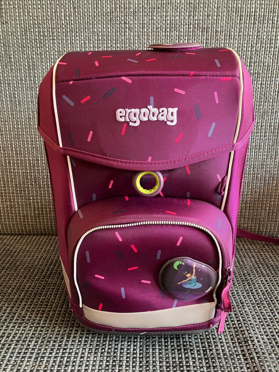 Nový školní batoh Ergobag Cubo