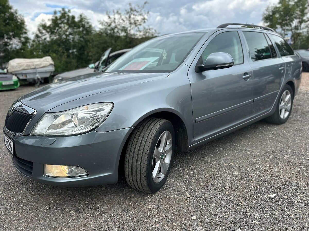 Škoda Octavia II Facelift 2.0 TDI DSG 2013 103 kW