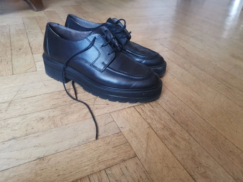 Čierne platform polobotky Paul Green 38