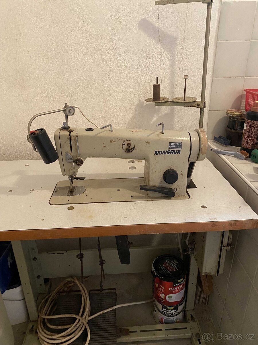 Průmyslový šicí stroj MINERVA 72112-101