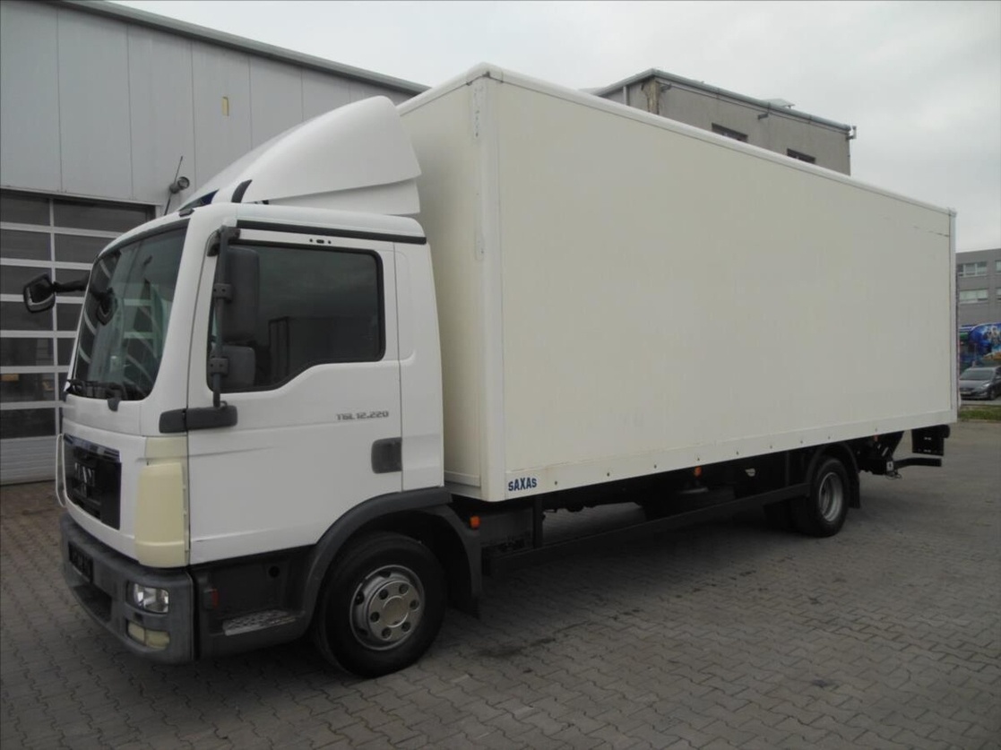 MAN TGL 12.220 BB, D-hollandia 150