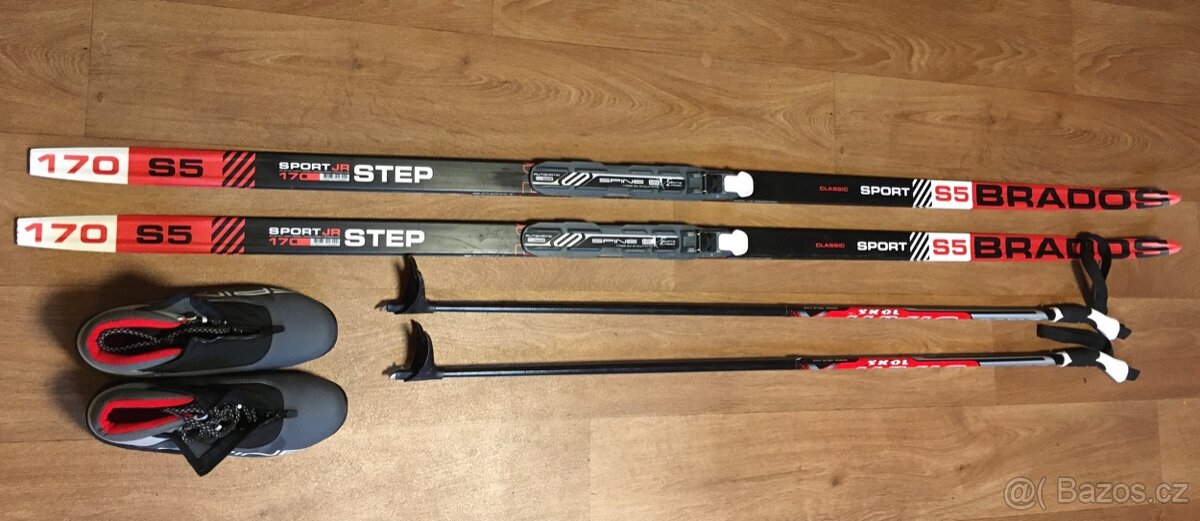 Lyžařský set ( běžecké lyže, hůlky, boty)