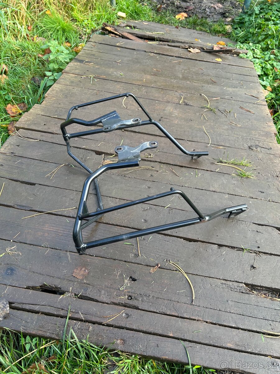 Drzaky brasen aprilia shiver 750