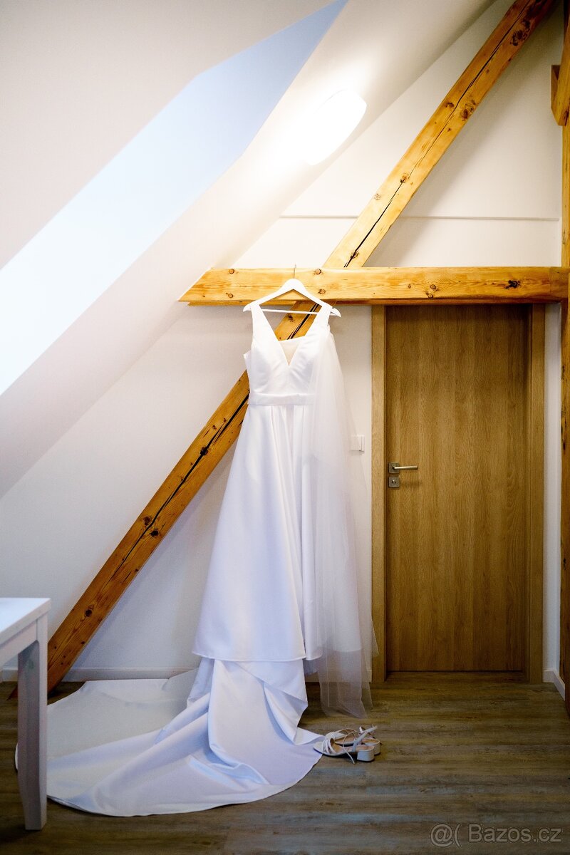 Svatební šaty - šité na míru