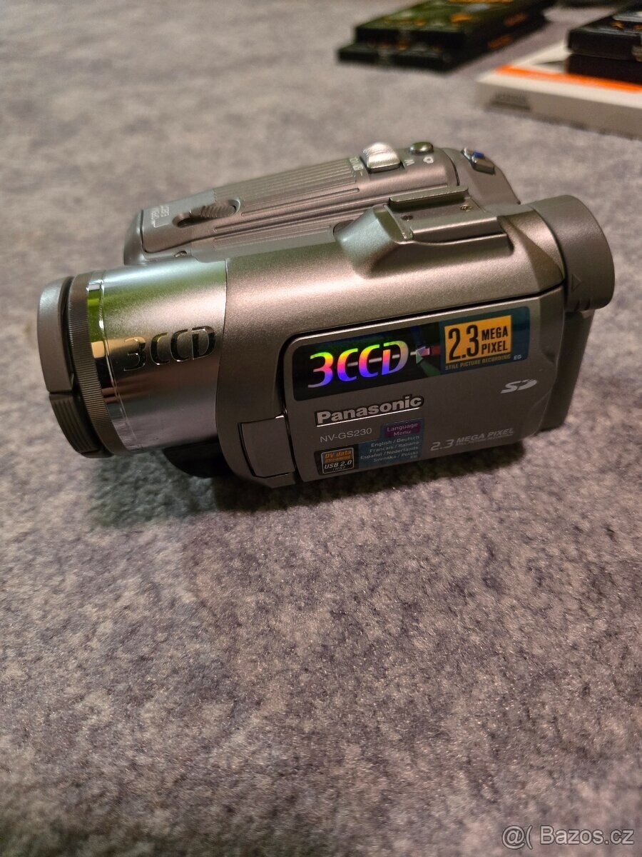 Digitální kamera Panasonic NV-GS230 + DO + nabíječka
