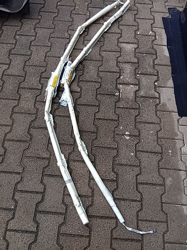 Prodám boční stropní airbagy na vw golf 5,6 variant, combi