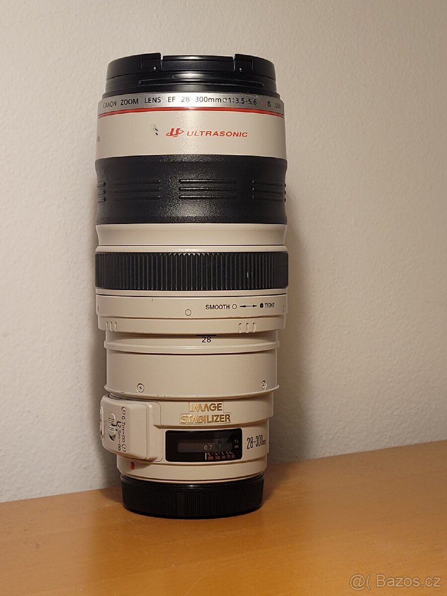 Canon EF 28 - 300 mm
