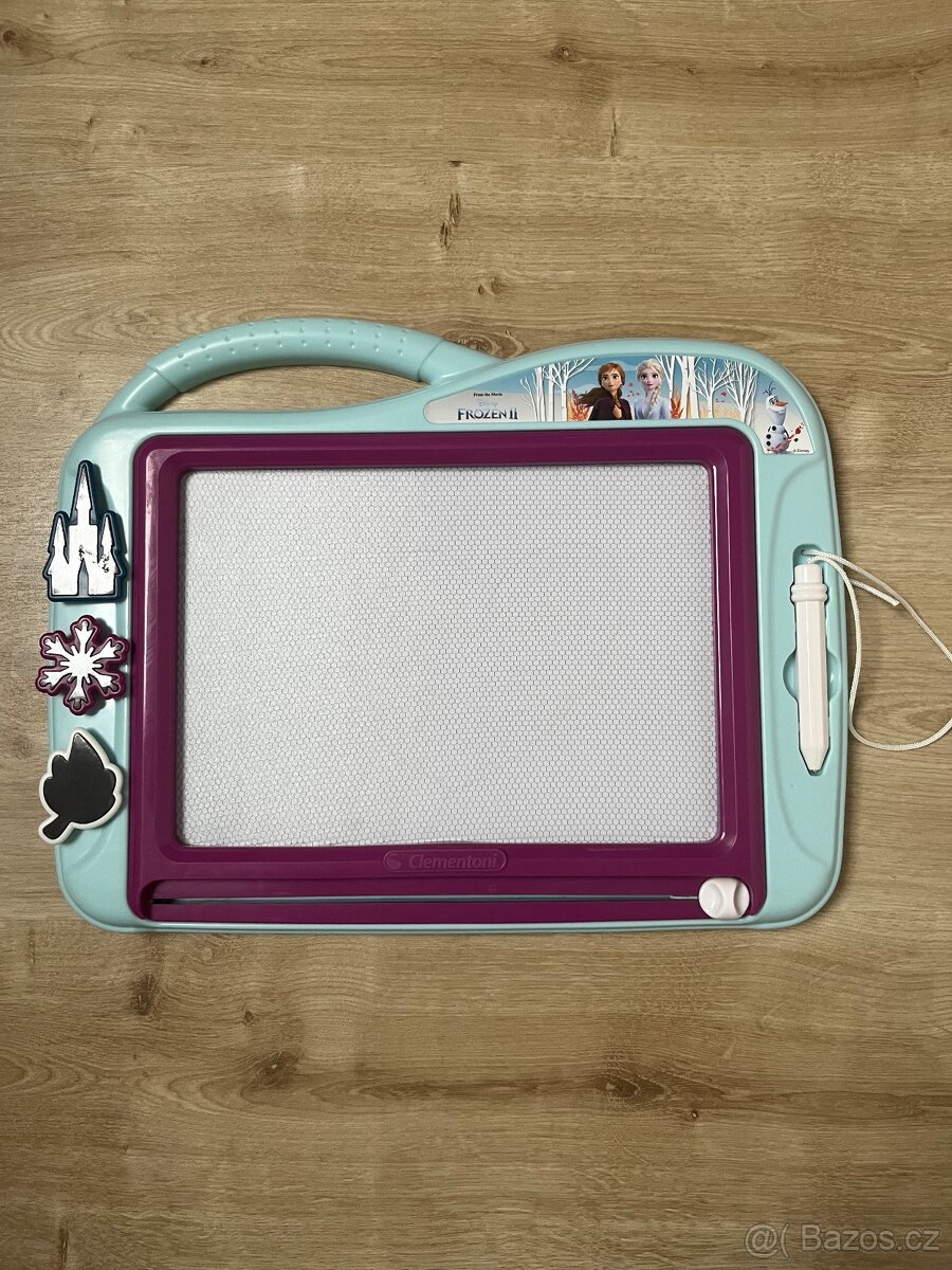 Magnetická kreslící tabulka Frozen Clementoni.