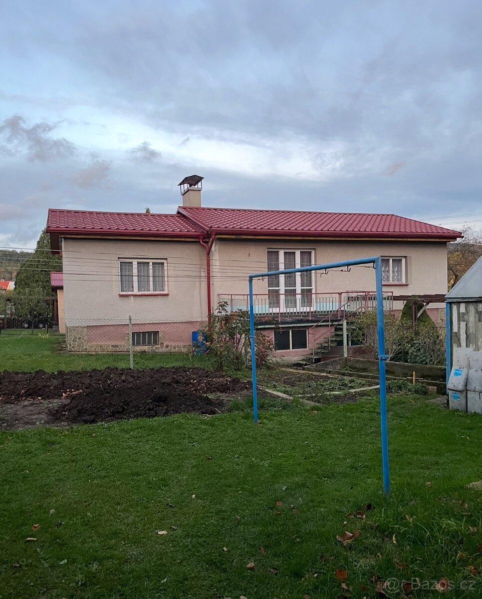 Plechová střešní krytina