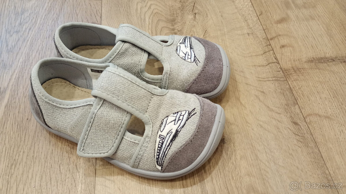 Bačkory zn. BAREFOOT vel. 27