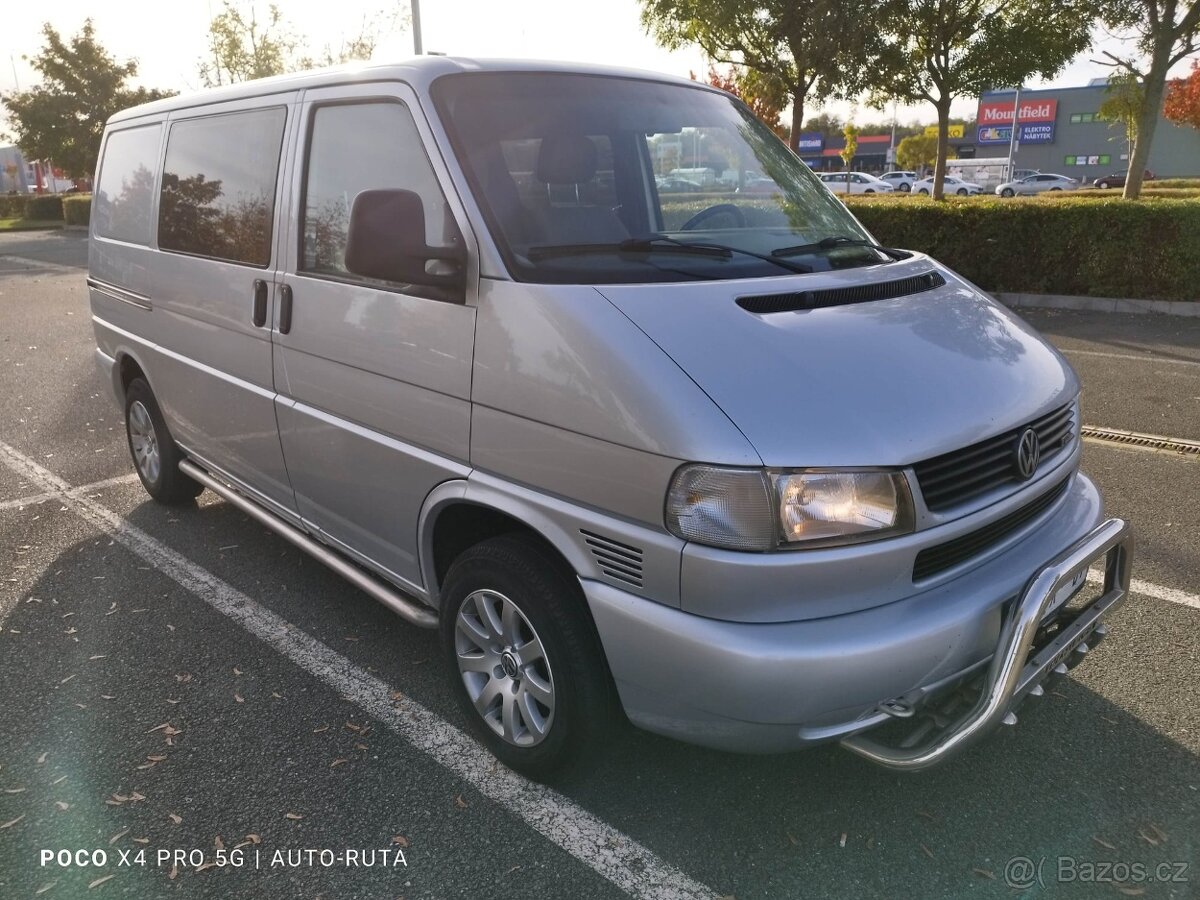 VW TRANSPORTER T4 2.5TDI 75KW 6 MÍST R.V.2001